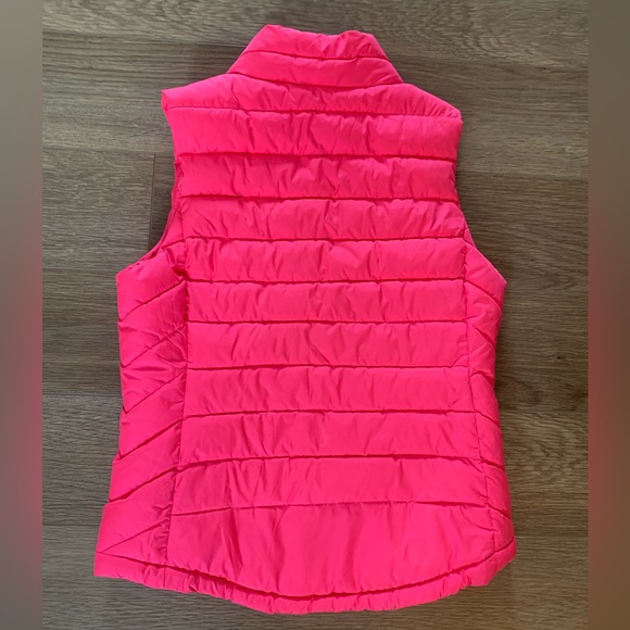 Barbie Pink Gap puffer vest - Picture 3 of 4